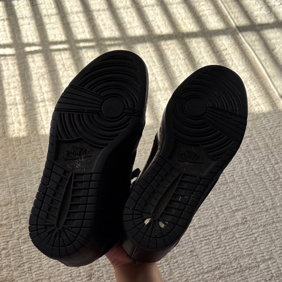 Nike Black High-Top Sneakers - Picture 6 of 9